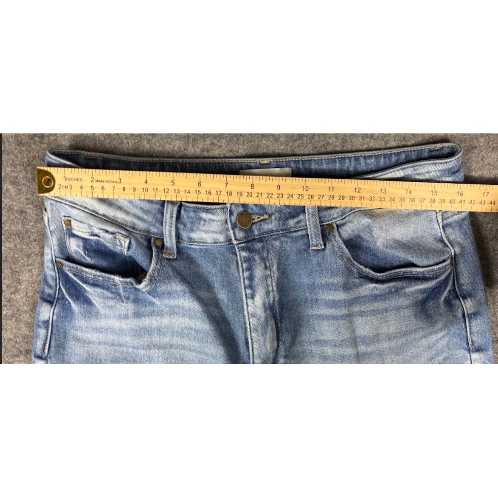 Petra 153 Flare Jeans Women's 32x32 Blue Distressed Ripped Denim Y2K Retro - Picture 12 of 13